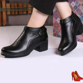 خرید کفش زنانه قیمت مناسب مشکی بغل زیپ مدل نیم ساق شهرزاد