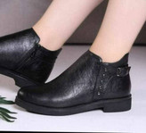 نیم ساق زنانه