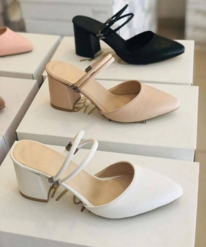 کفش پاشنه بلند زنانه دوبند پشت باز مشکی