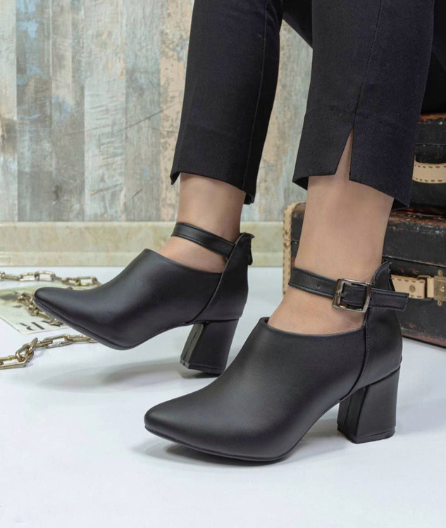 کفش زنانه مجلسی پاشنه دار