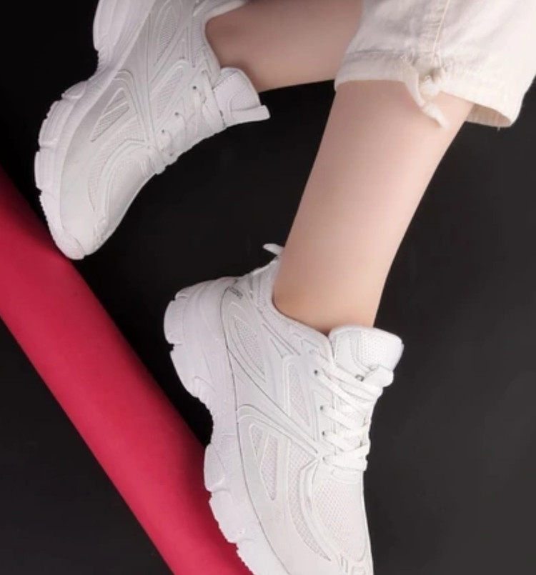 کتونی زنانه