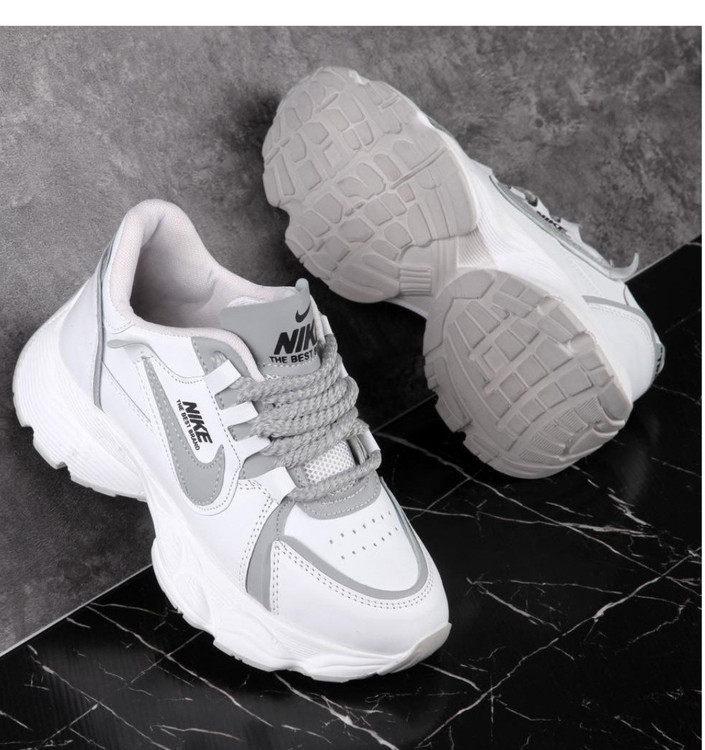 کتانی دخترانه نایک سفید طوسی زیره پلیمر