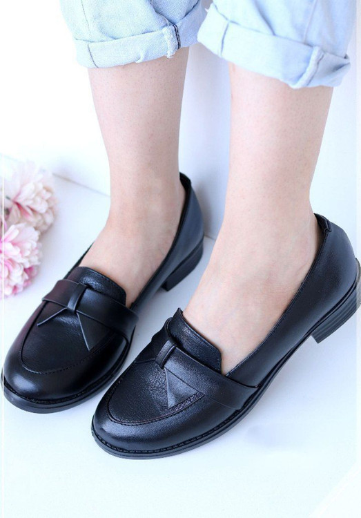 کالج زنانه مشکی پاشنه ۳ سانتیمتری مناسب محیط اداری و روزمره