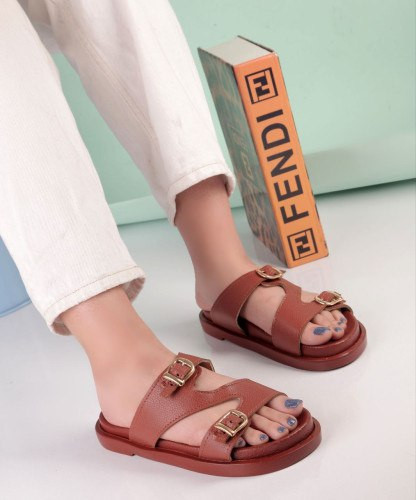 صندل زنانه عسلی دو سگک