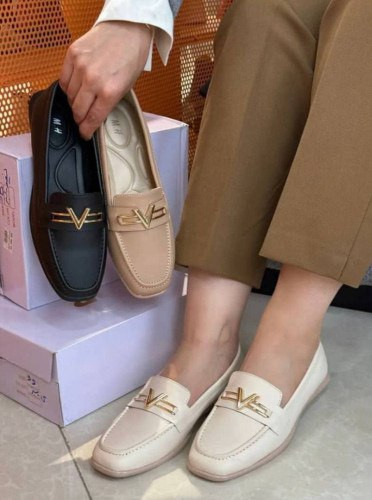 کالج زنانه کرم مدل خوکی