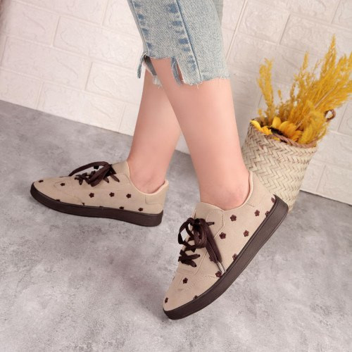 کفش اسپرت زنانه