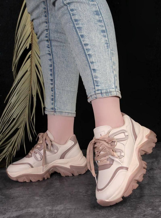 کتونی لژدار زنانه اشکی