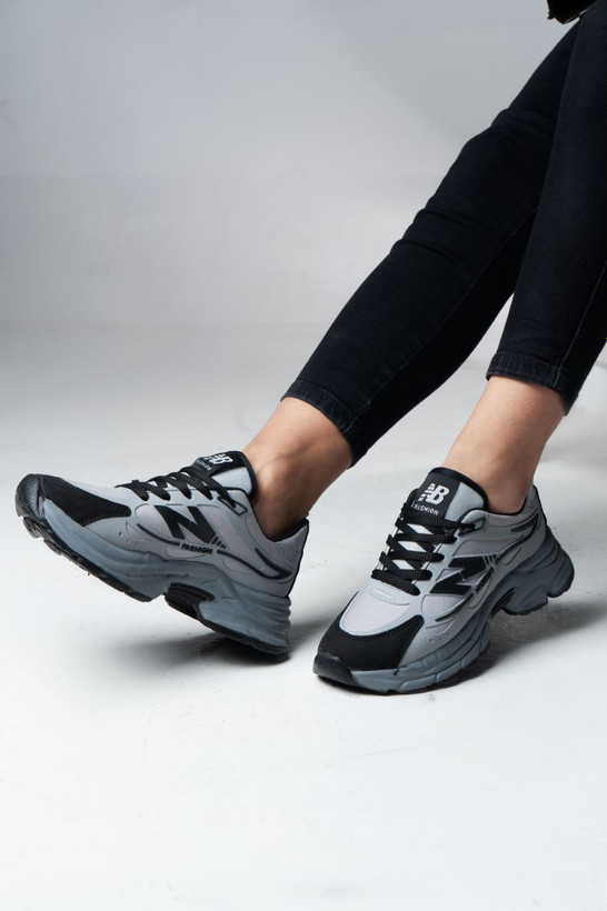 کتونی زنانه نیو بالانس