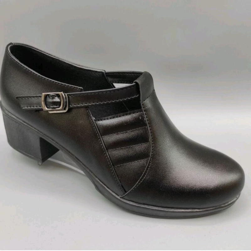 کفش طبی زنانه