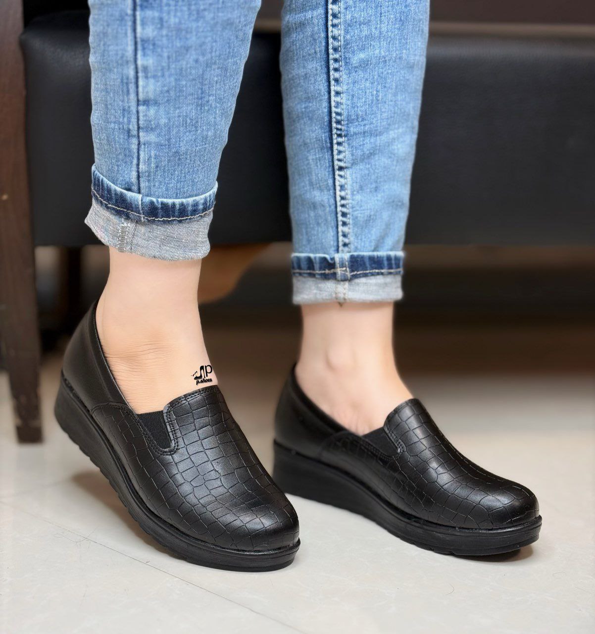 کفش طبی زنانه