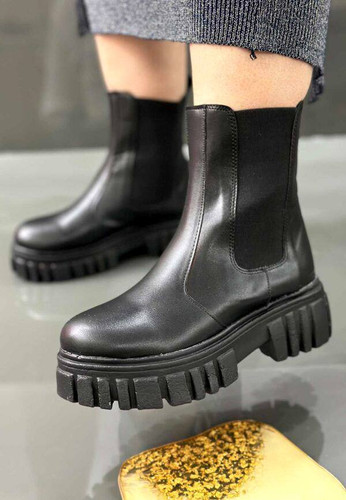 بوت زنانه مشکی