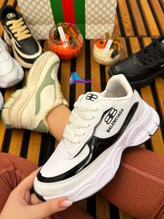 کتونی زنانه سفید مشکی