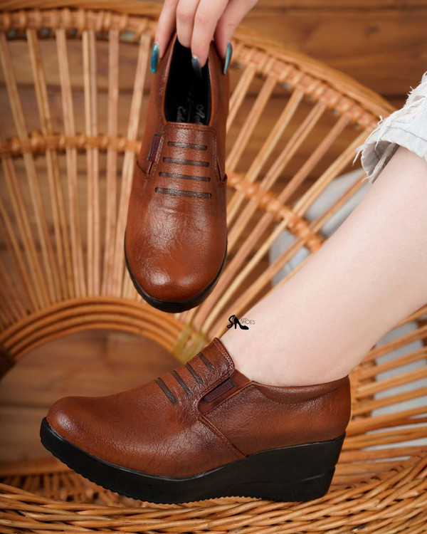 کفش طبی زنانه مشکی