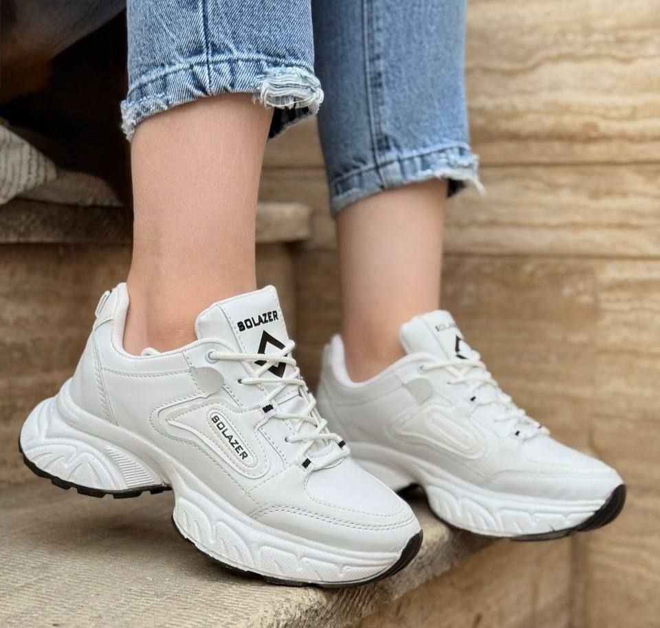 کتونی زنانه سفید