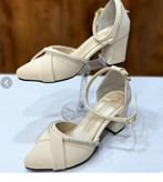 کفش پاشنه دار زنانه