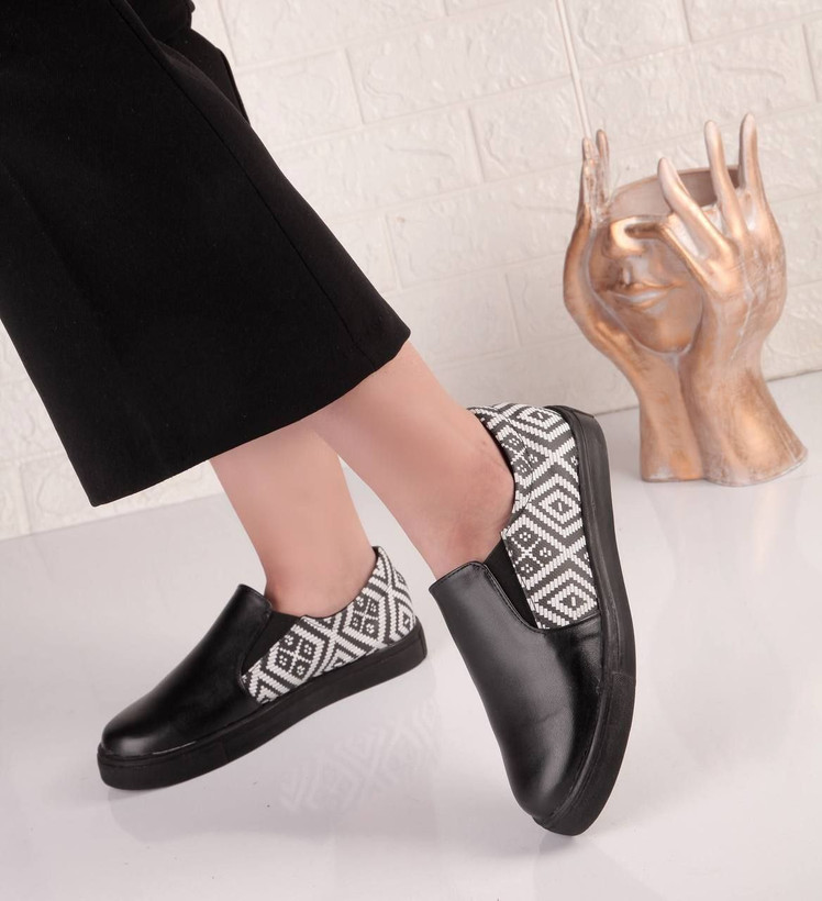 ونس طرحدار زنانه