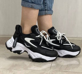 کتونی زنانه