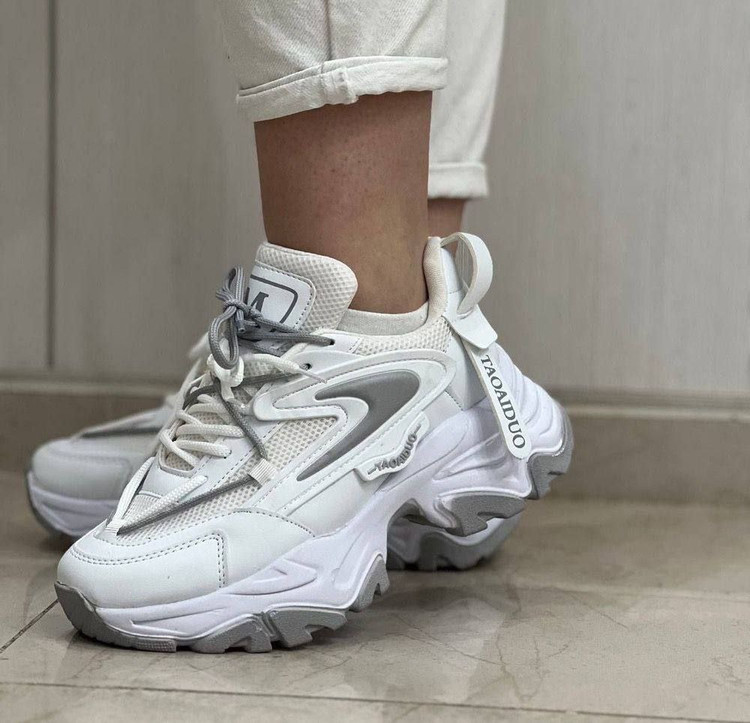 کتونی زنانه