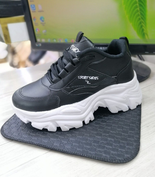 کتونی لژدار