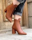 بوت پاشنه دار