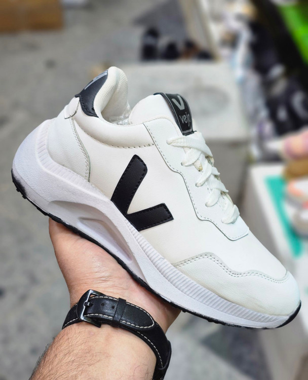 کتونی رنانه