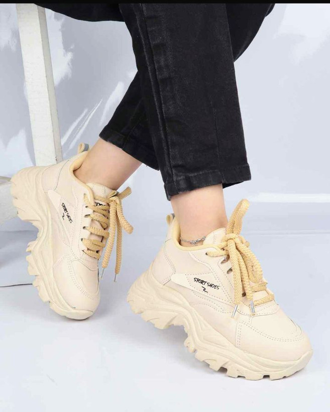 کتونی زنانه