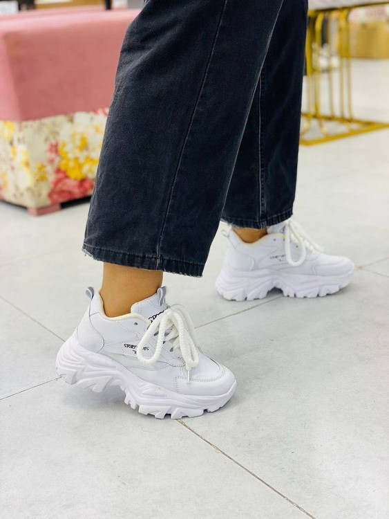 کتونی زنانه