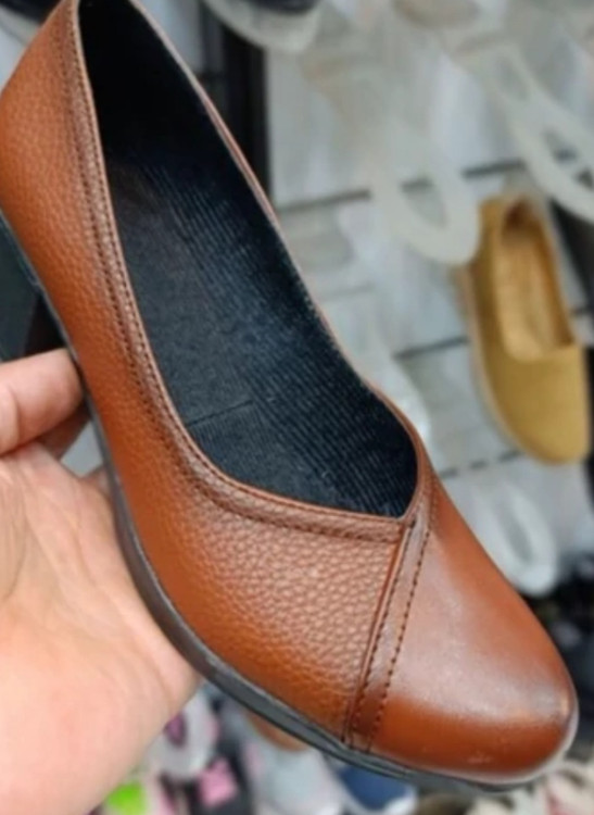 کفش پاشنه دار زنانه