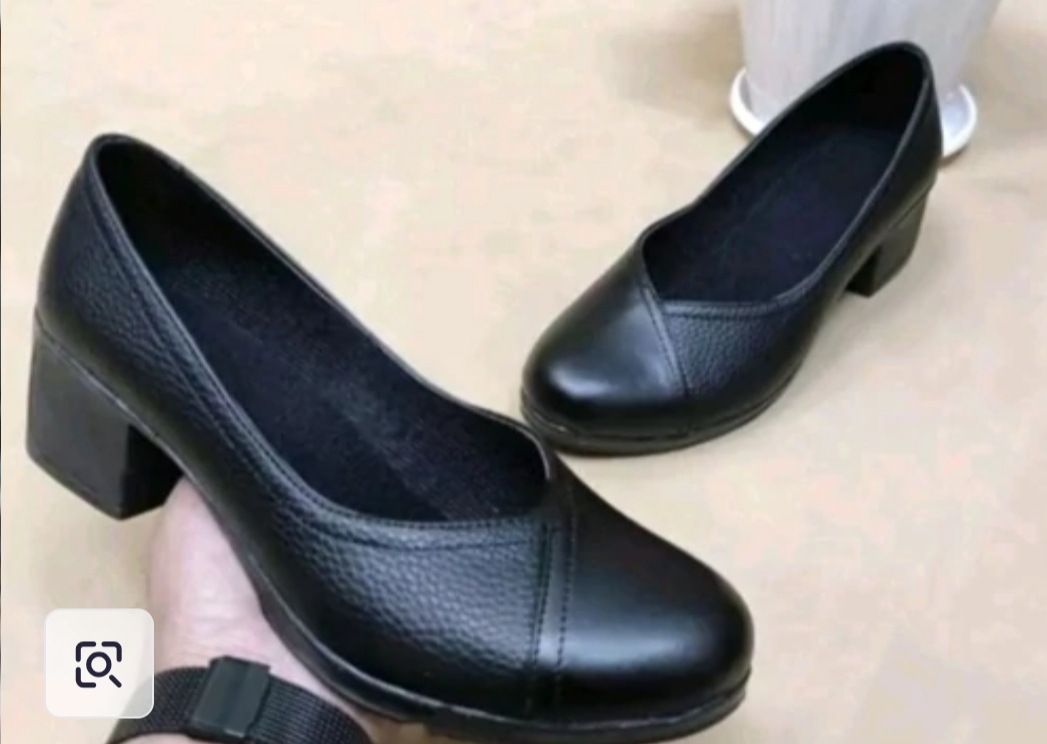 کفش پاشنه دار زنانه