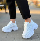 کتونی لژدار