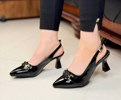 کفش پاشنه بلند ژنانه