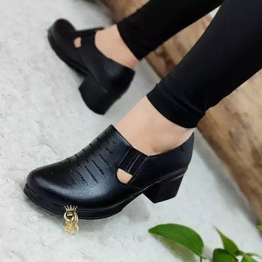 کفش پاشنه بلند زنانه