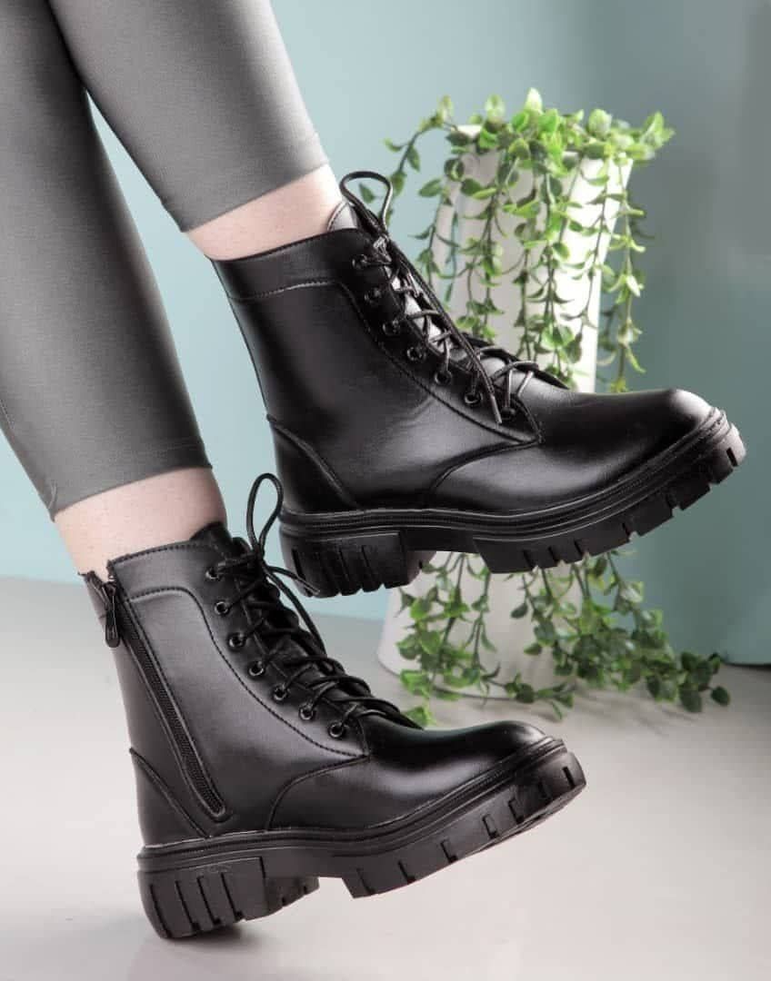 بوت زنانه در دو رنگ قهوه ای و مشکی