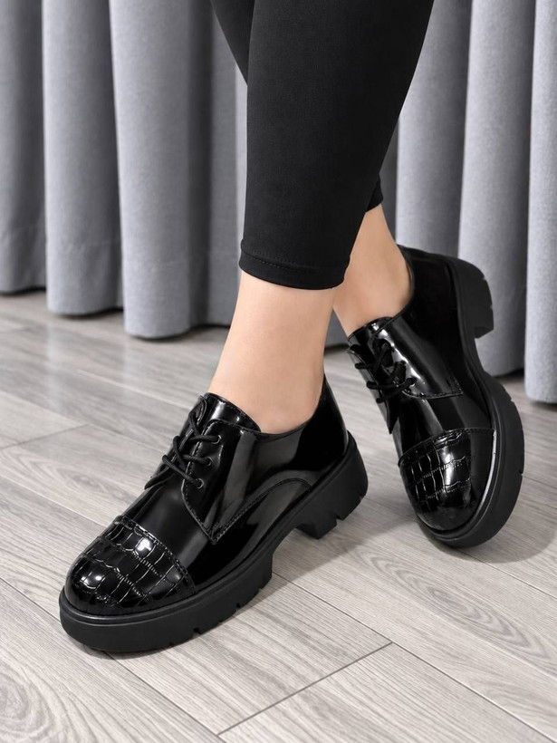 کفش لوفر زنانه
